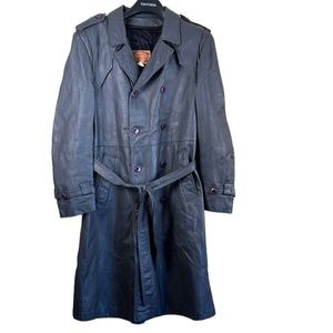 Vintage The Olde Hide House Women’s long leather coat size medium